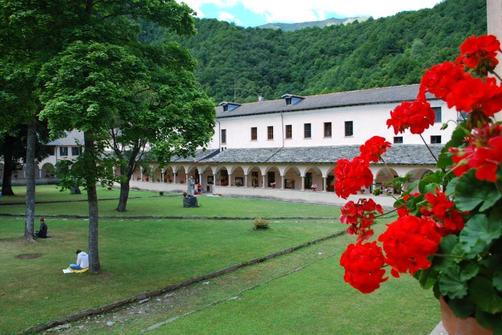 Agriturismo Bio-Ecologico Sant'Isidoro Roccaforte Mondovi Exterior photo